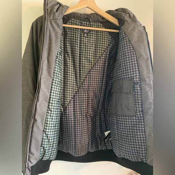 Volcom Jacket - Picture 3 of 5